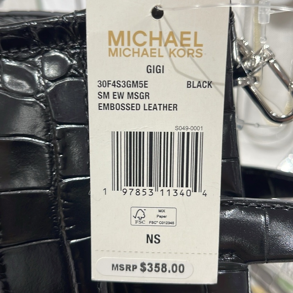Michael Kors Gigi Small Crocodile Embossed Leather Messenger Bag
Black
NWT - Picture 4 of 16